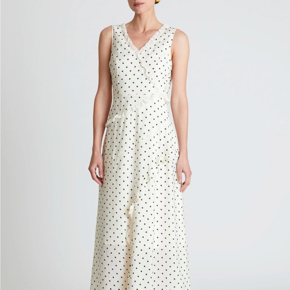 Cream Sleeveless V-Neck Midi Sundress